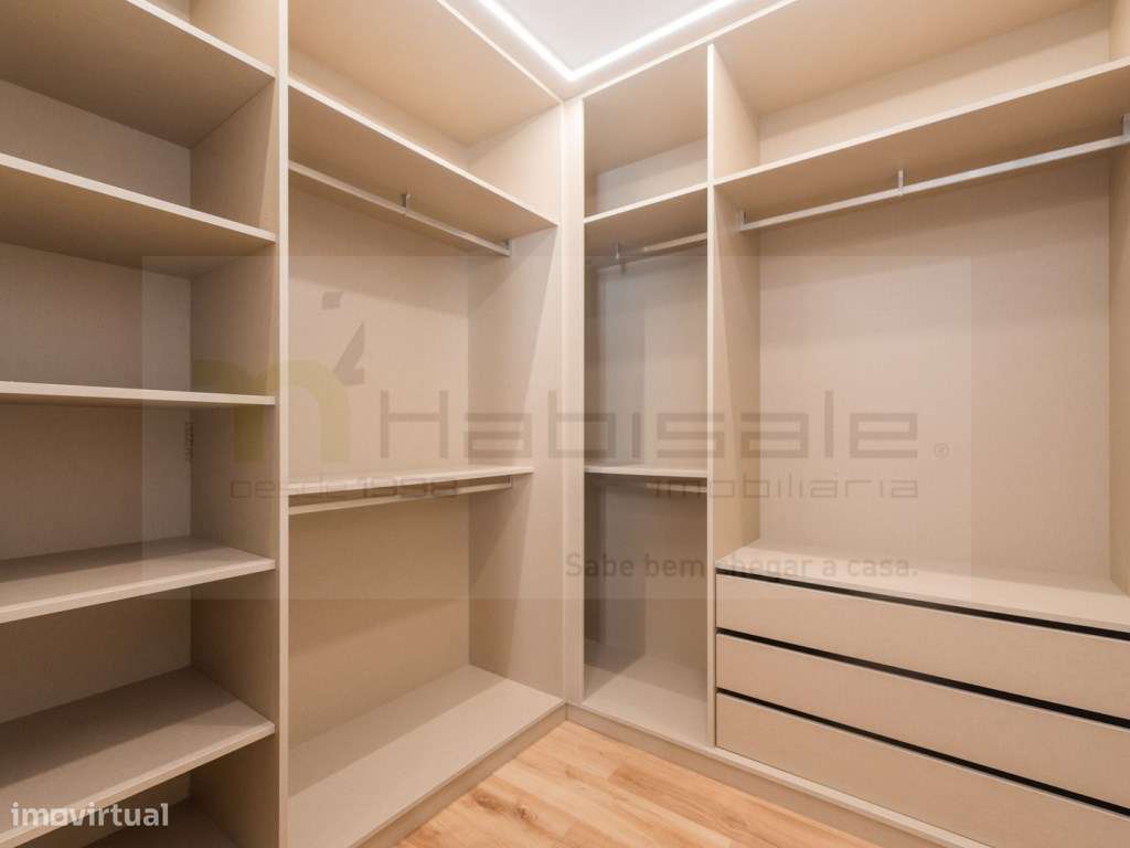T3 Duplex, Totalmente Remodelado, com 135 m² | Murtal - Parede-23