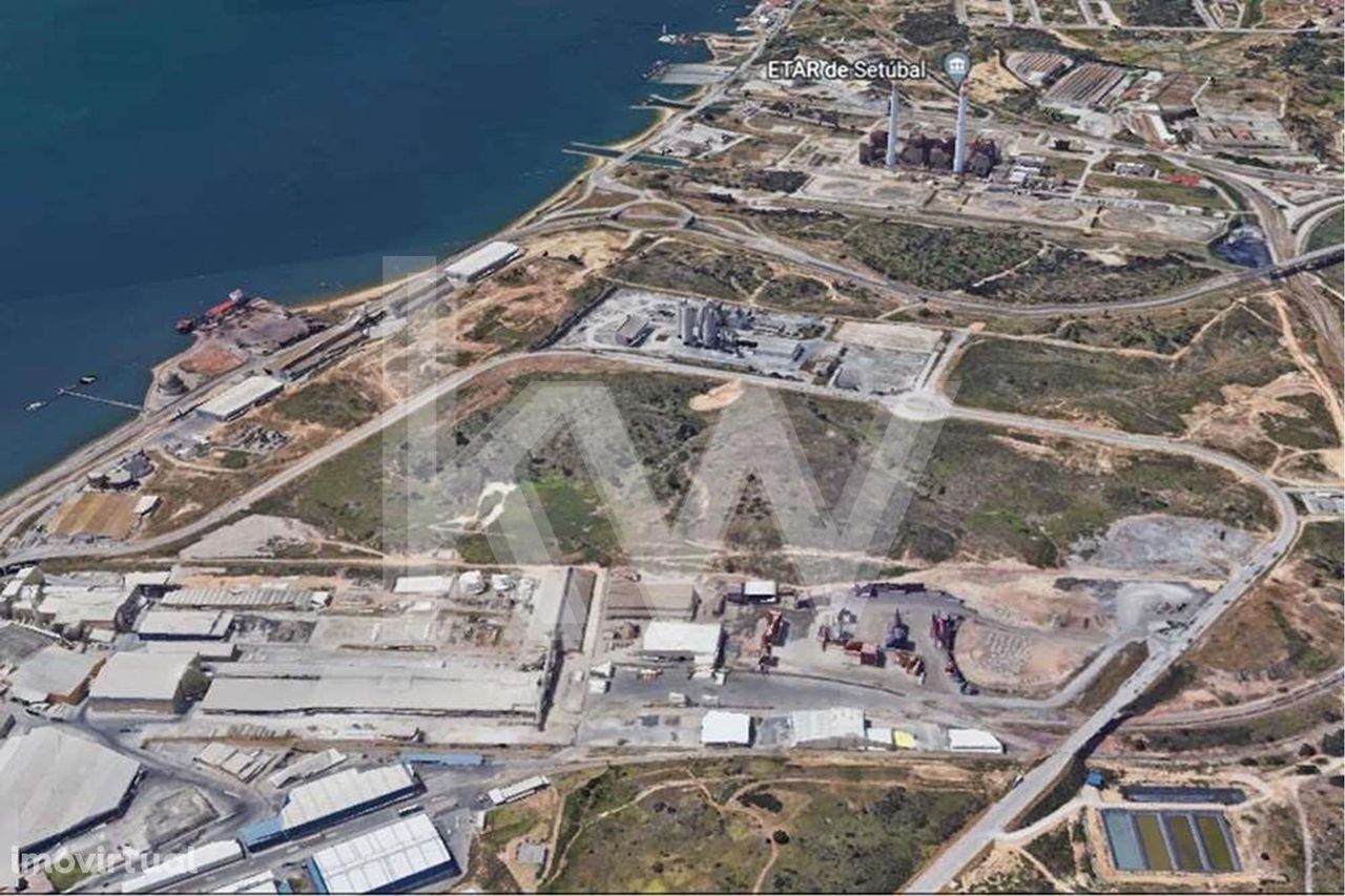Terreno Industrial para construção - Parque Industrial em Sado - Setúb