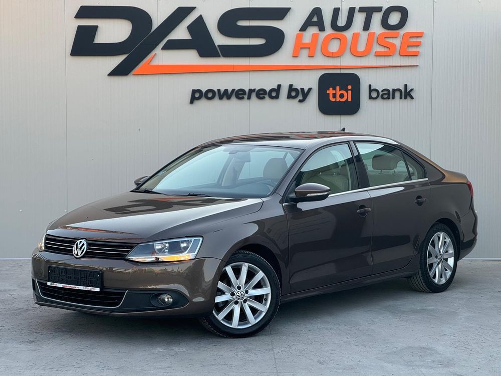Volkswagen Jetta A6 [2010 - 2018] 1.6 TDI DSG Highline 2011