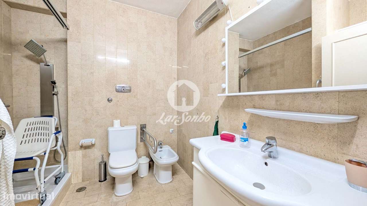 Apartamento T6 na 1º linha de Praia na Póvoa de Varzim - Grande imagem: 5/14