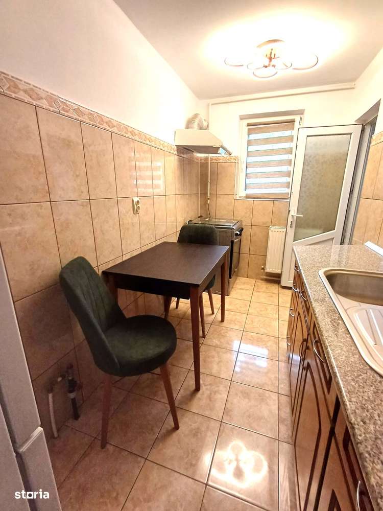 Casă de închiriat – zonă B-dul Republicii, Buzău - Imagine principală: 5/12