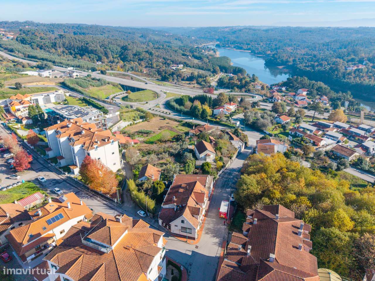 Prédio com Espaço de Restauração e 5 Apartamentos – Santa Comba Dão-10