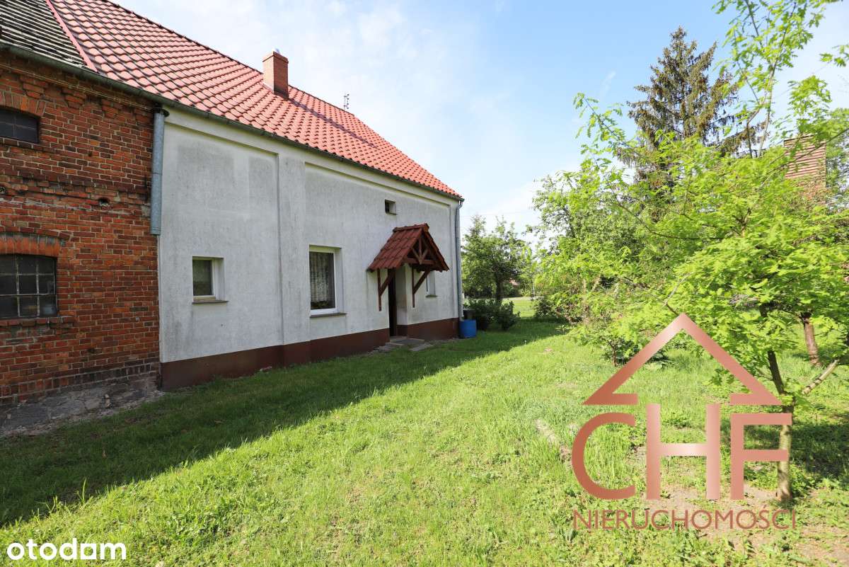 Dom parterowy z pomieszczeniami gospodarczymi-5