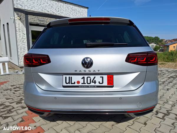 Volkswagen Passat Variant 2.0 TDI DSG Highline - 10