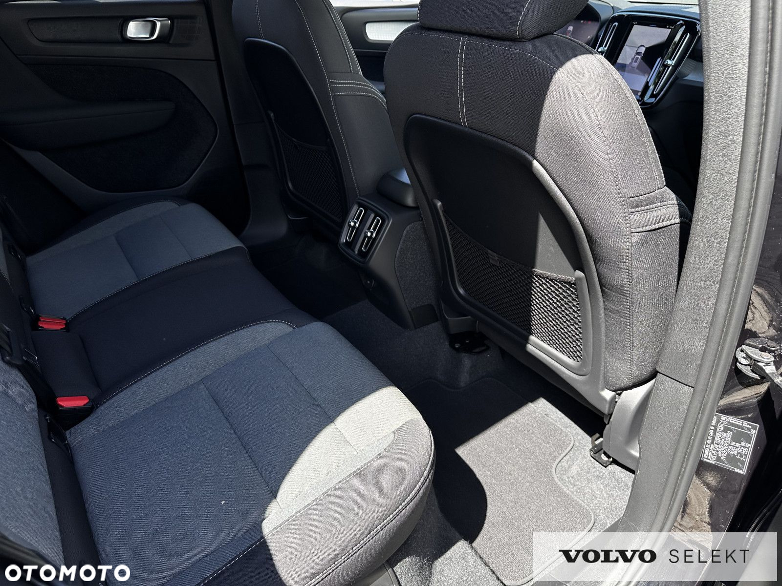 Volvo XC 40 - 24