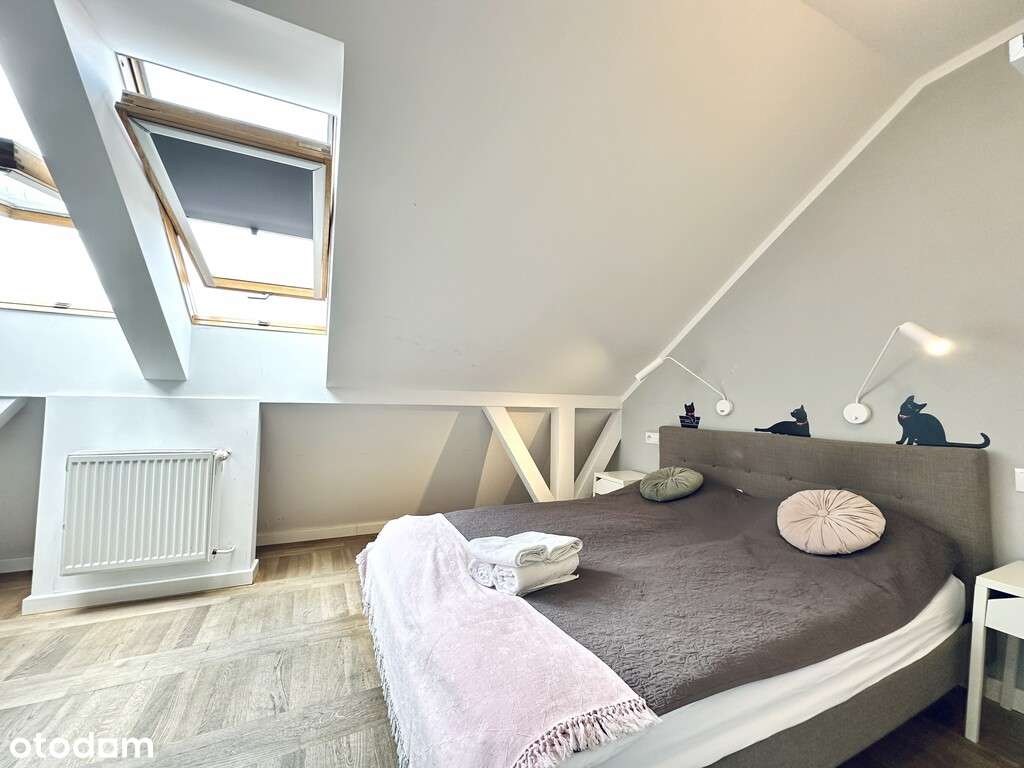 Dwupoziomowy apartament z widokiem na Stare Miasto-11