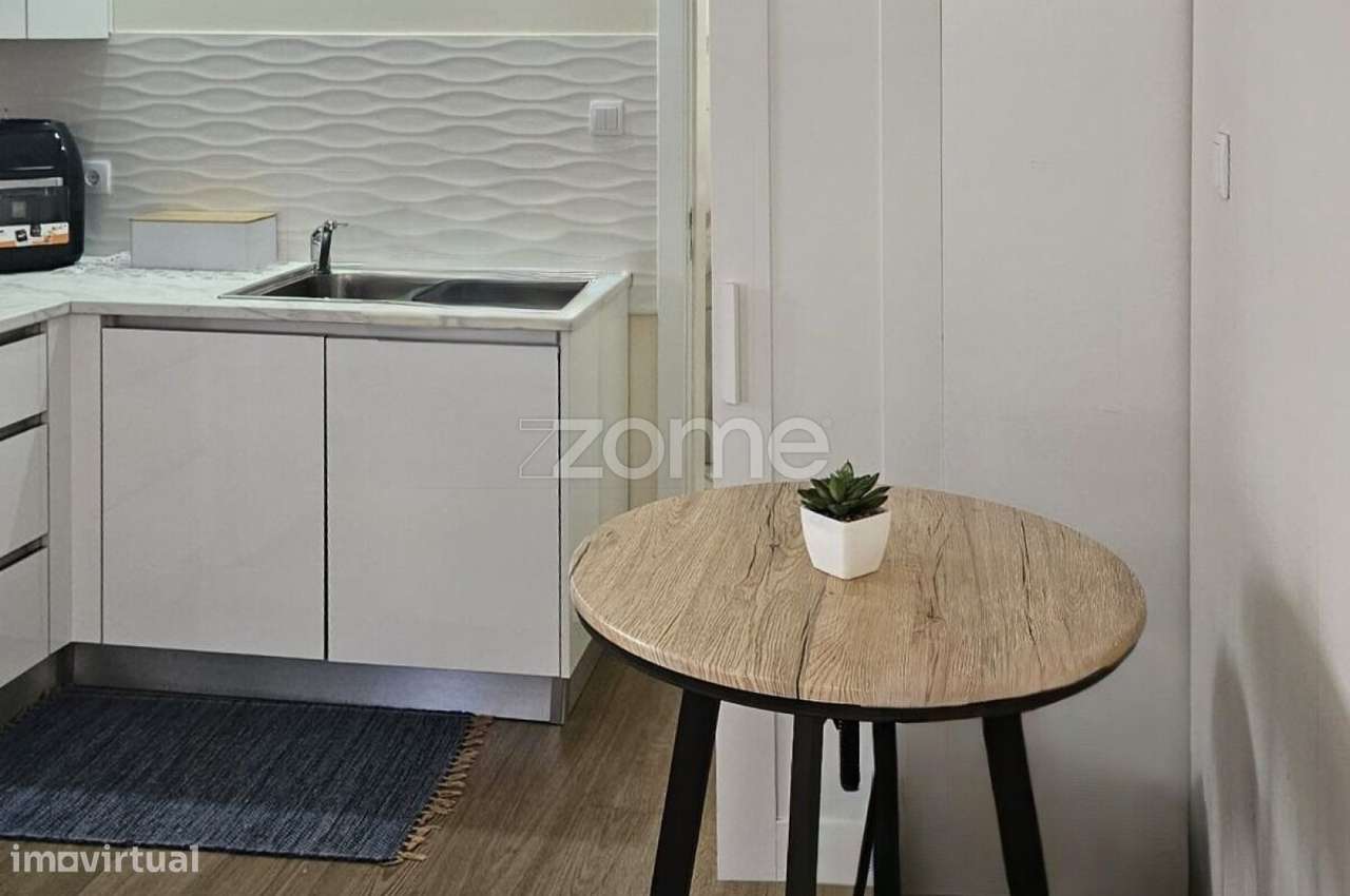 Moradia T8 (T0+T3+T4) no Norton de Matos- Alta Rentabilidade - Grande imagem: 5/19