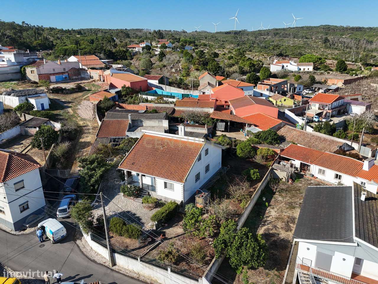 Moradia T3+3 com terreno de 960 m² no centro de Olho Marinho – Óbidos, - Grande imagem: 4/36