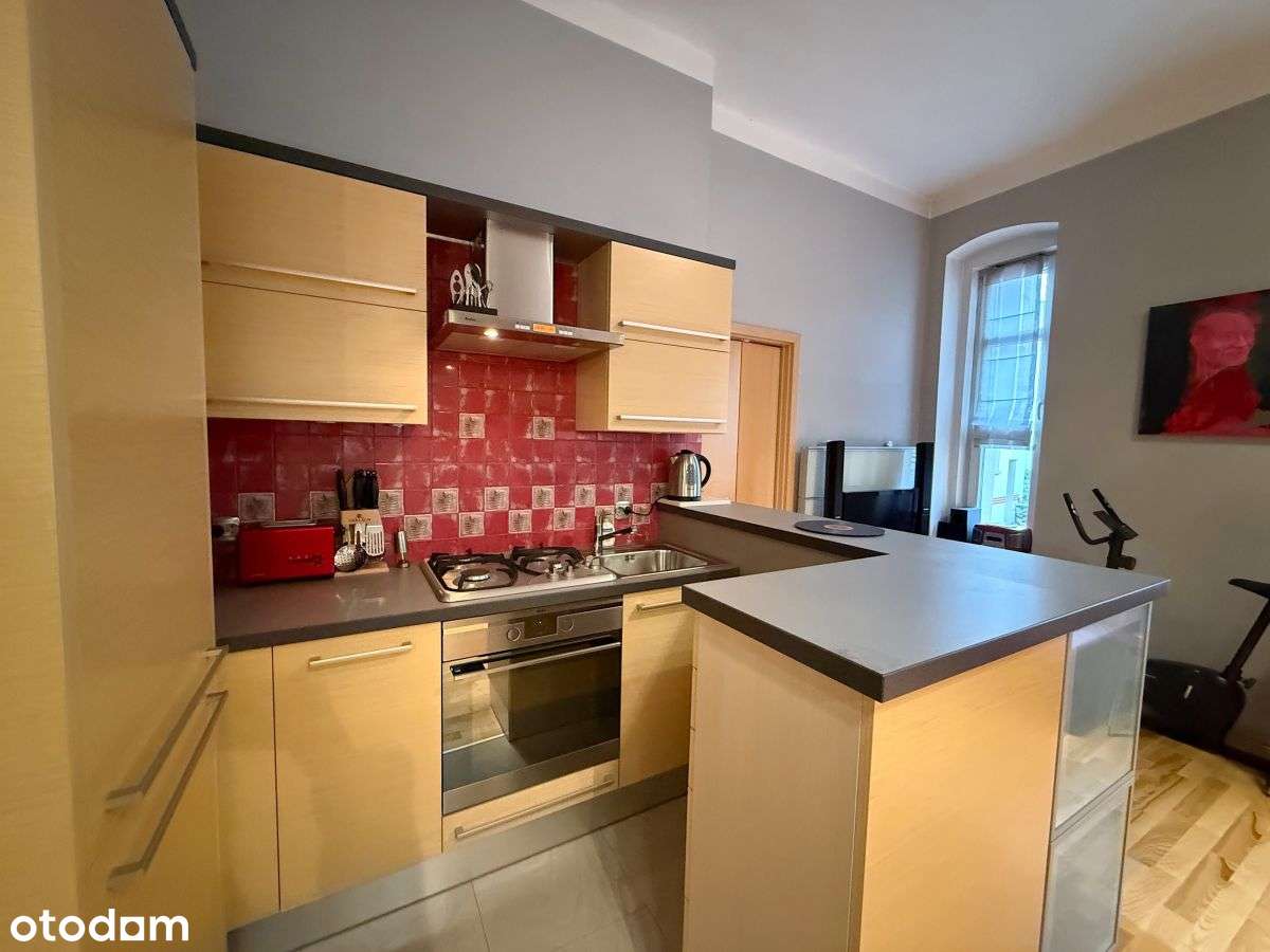 Rewitalizowana kamienica, wszędzie blisko, Wilda-2