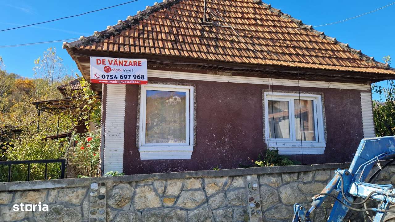 Casă cu farmec în Ampoița – liniște, natură și aer curat!-0