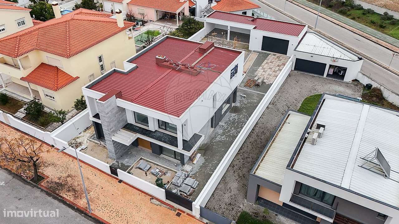 Moradia T5 para venda - Grande imagem: 5/8