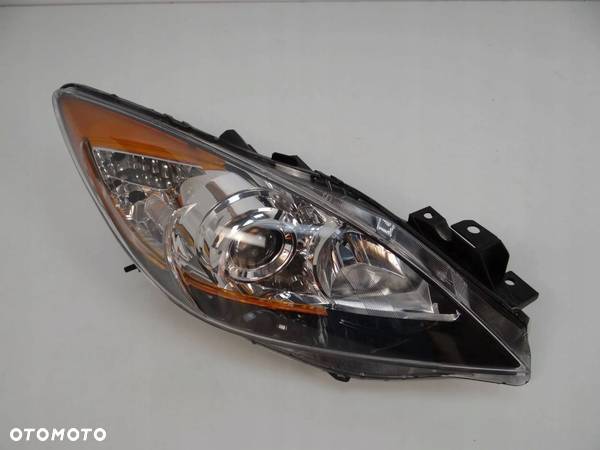 MAZDA 3 II 2008-11 LAMPA LEWA PRZEDNIA SOCZEWKA EUROPA 100-41345 KOITO - 2