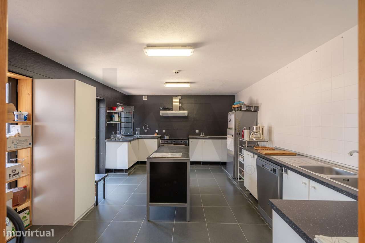 Moradia | Alojamento Local | Café Atelier | Piscina | Garagem | Ruína-53