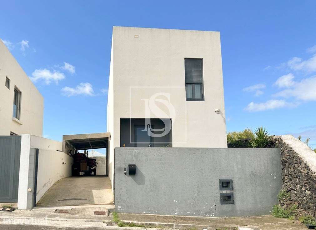 Moradia Isolada T3 Venda em Fenais da Luz,Ponta Delgada-20