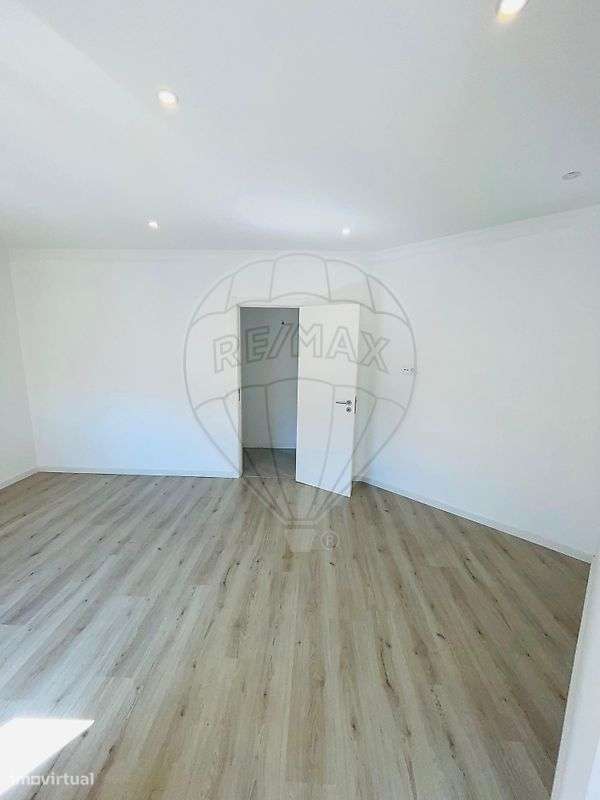 Prédio  para venda - Grande imagem: 3/28