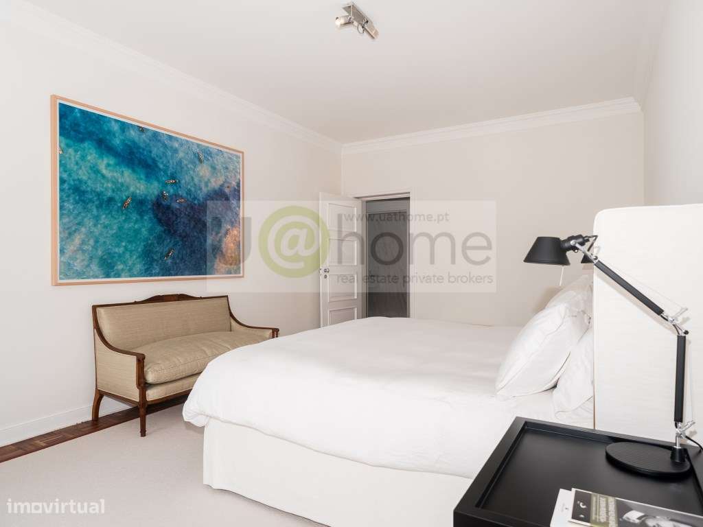 Apartamento T4+ 1 na Lapa-22