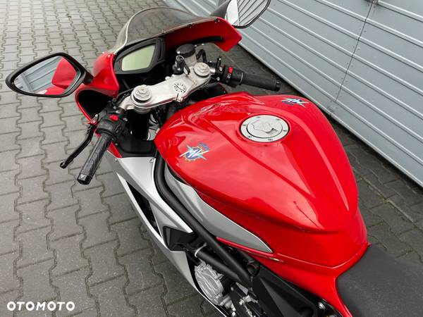 MV AGUSTA F3 - 17