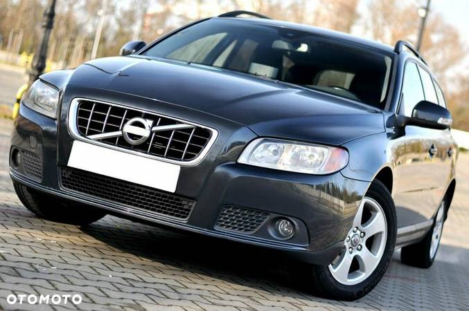 Volvo V70 2.0D Momentum - 23