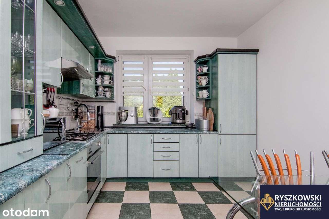 Piękny dom Osiedle Jarosławiec z zadbanym ogrodem-7