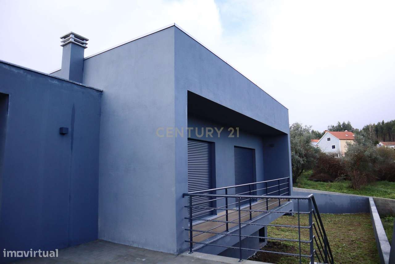 Moradia T3 Nova – Conforto, Eficiência e Vista Desafogada - Grande imagem: 5/33