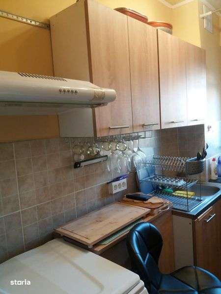 Vand apartament  2 camere,etaj 1/4,in Electroprecizia Sacele,Brasov - Imagine principală: 5/8