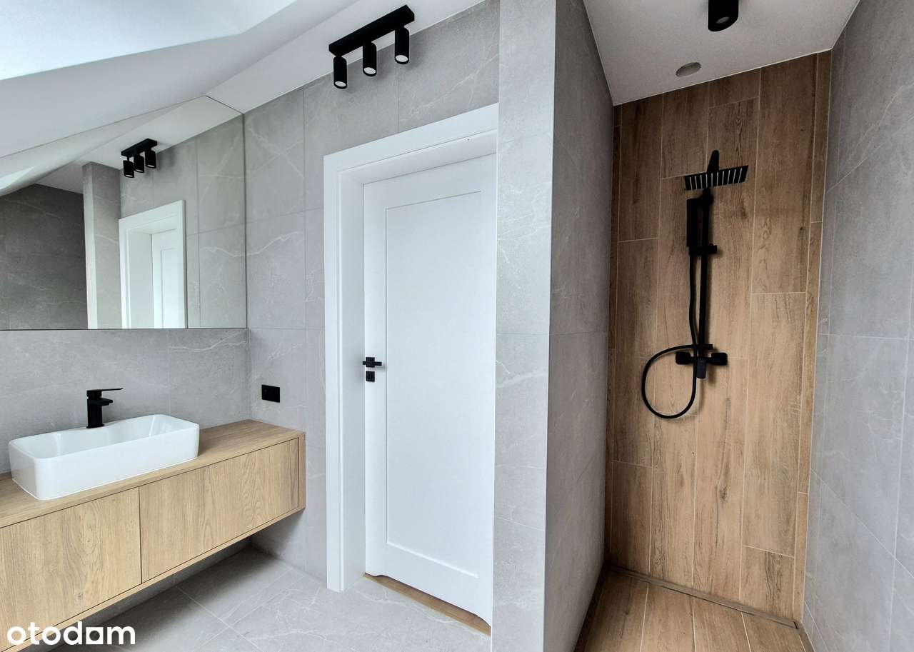 Wykończony, komfortowy nowy dom!-12