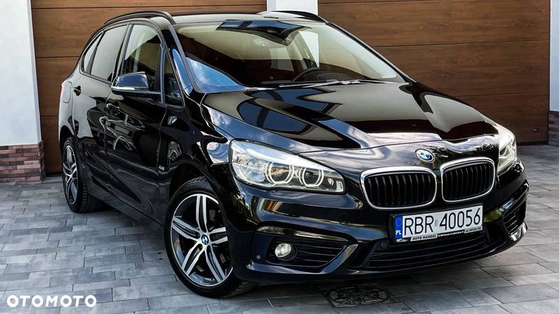 BMW Seria 2 218d - 32