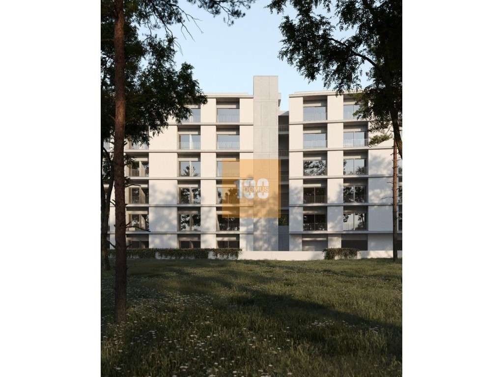 T2 com terraço e garagem às Antas - Grande imagem: 2/52