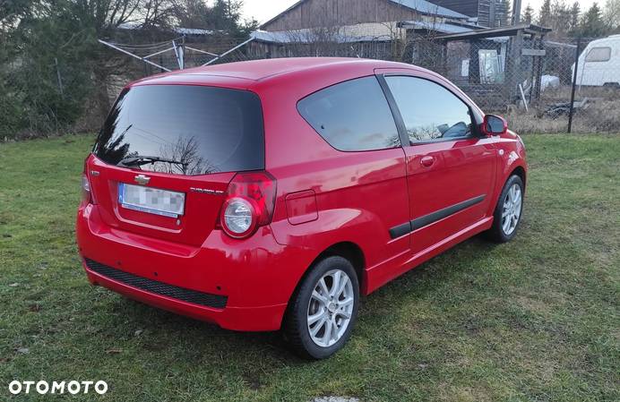 Chevrolet Aveo 1.2 - 5