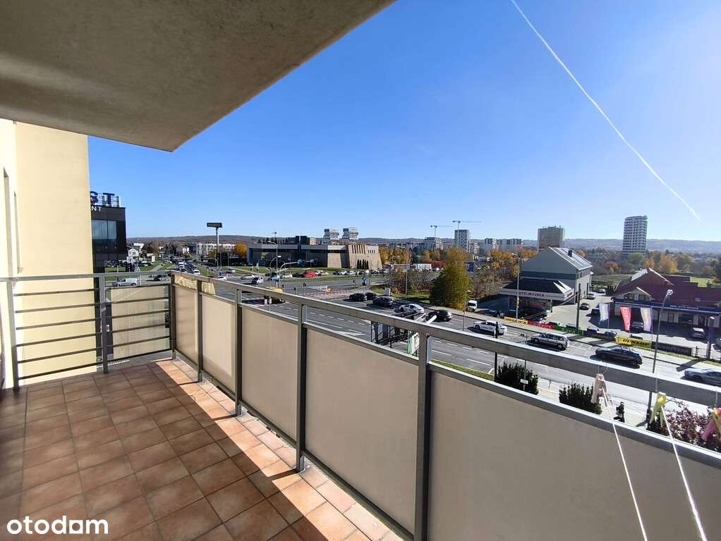 3 niezależne pokoje/ 3 piętro / winda /os. Pobitno-6