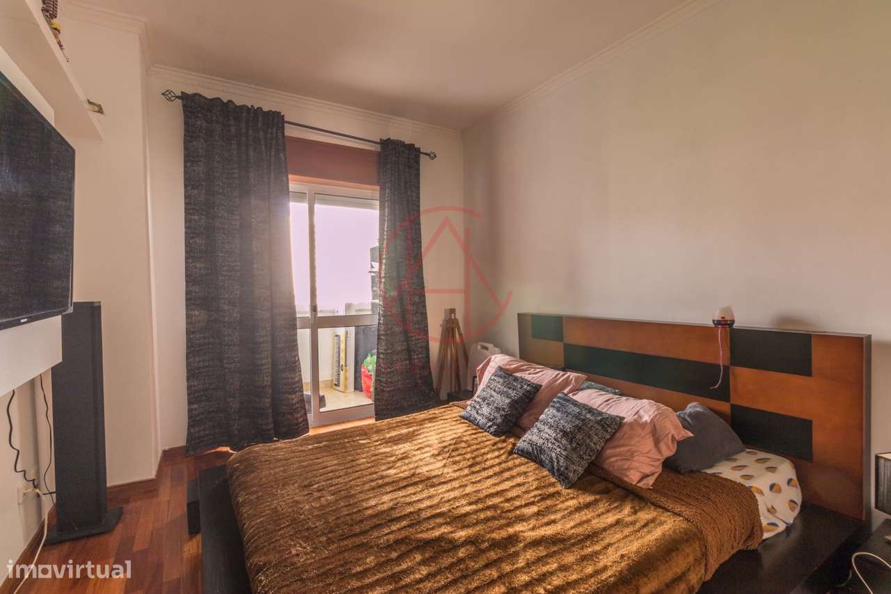 T2 Povoa de Santa Iria com varanda-23