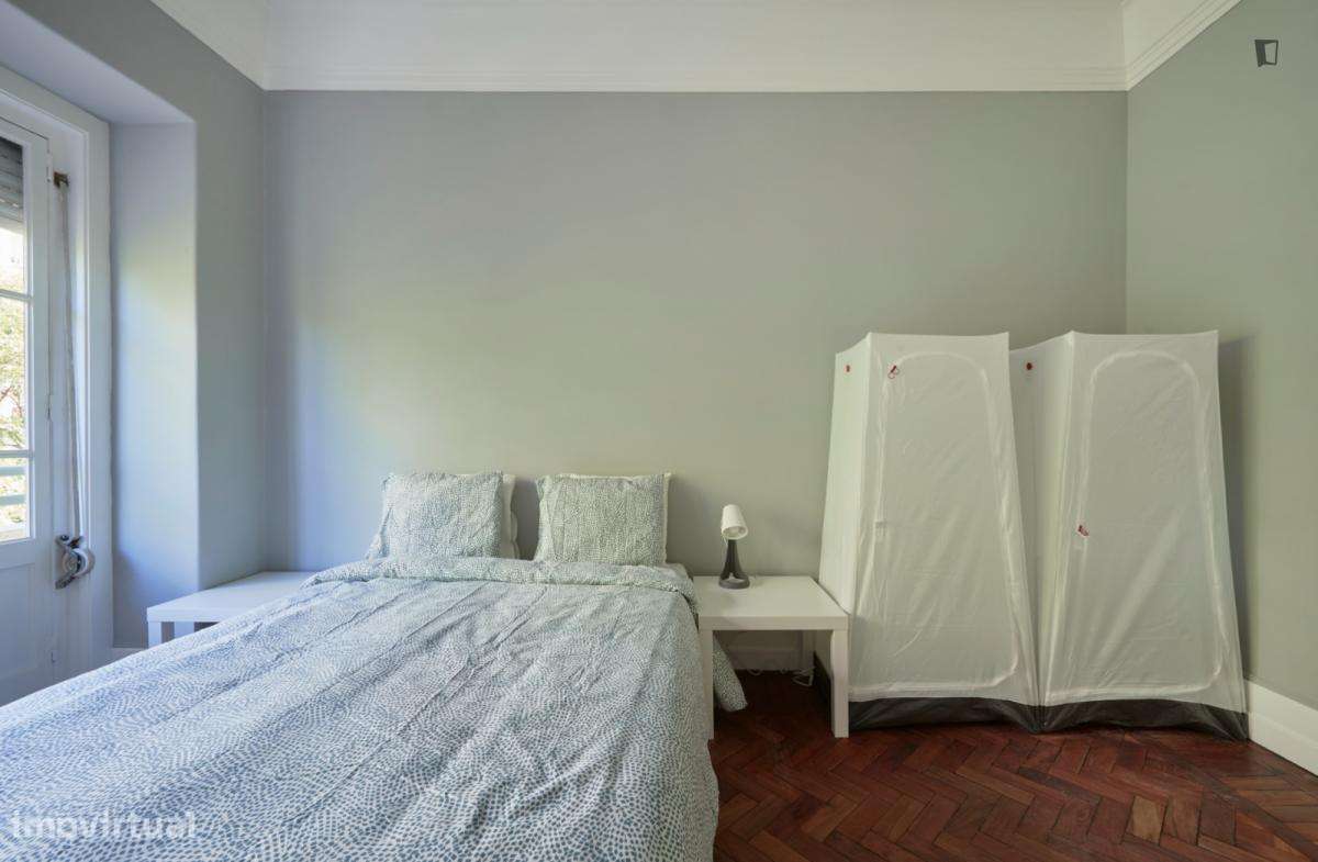 Quarto - localizado em Saldanha Lisbon - Grande imagem: 4/7