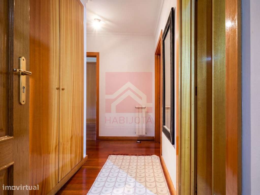 Magnífico Apartamento T2+1 no Centro de Rio Tinto (Avenida da Conduta)-13