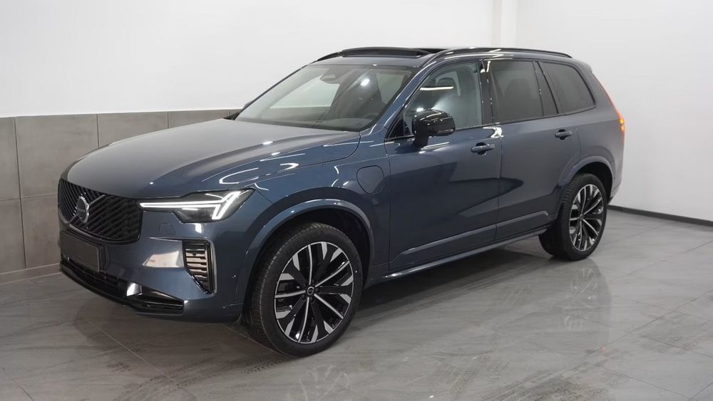Volvo XC90 II T8 AWD Plug-In Hybrid Plus Dark 7os 2025
