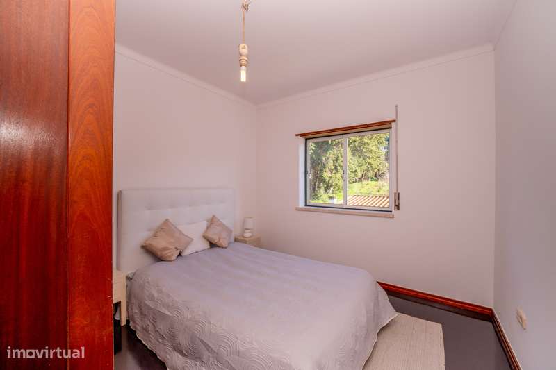 T1 próximo à CUF - Varanda e Estacionamento!-13