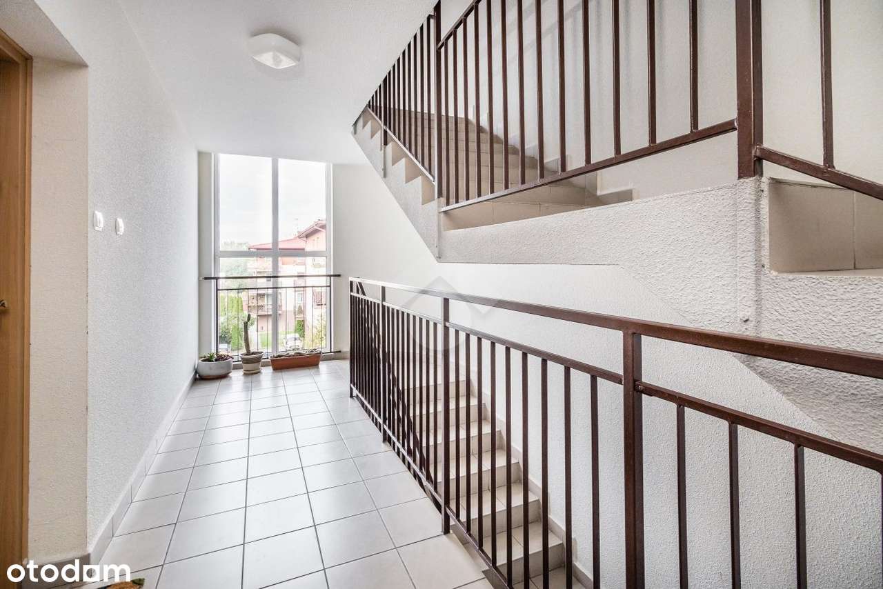 Dwupokojowe mieszkanie z balkonem i osobną kuchnią-11