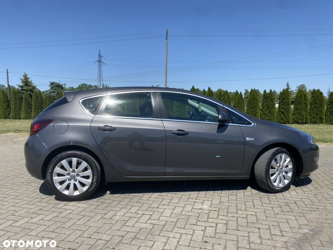 Opel Astra 1.6 Turbo Sports Tourer Automatik - 16