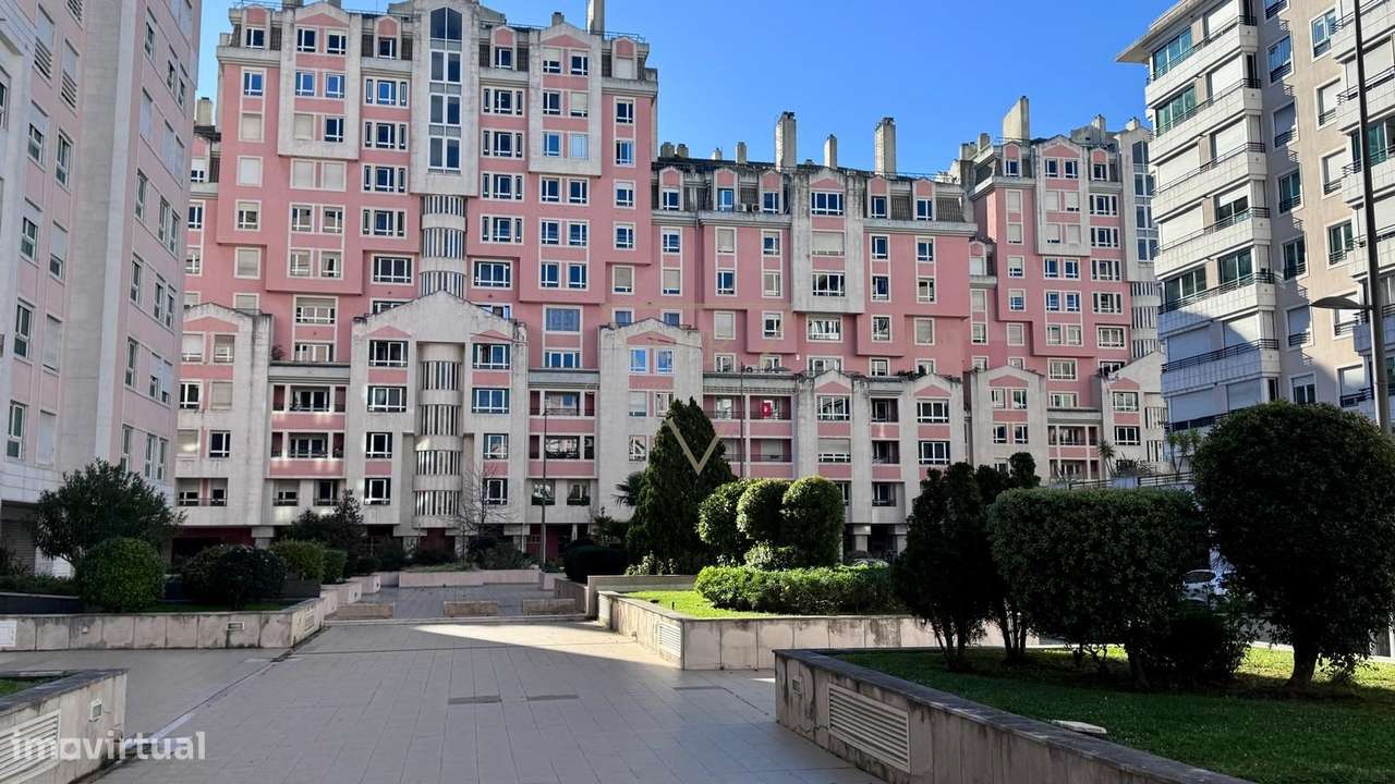 Escritório Exclusivo em Zona nobre  de Lisboa. Oportunidade no Lumiar,-1