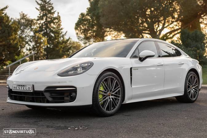 Porsche Panamera 4S E-Hybrid - 1