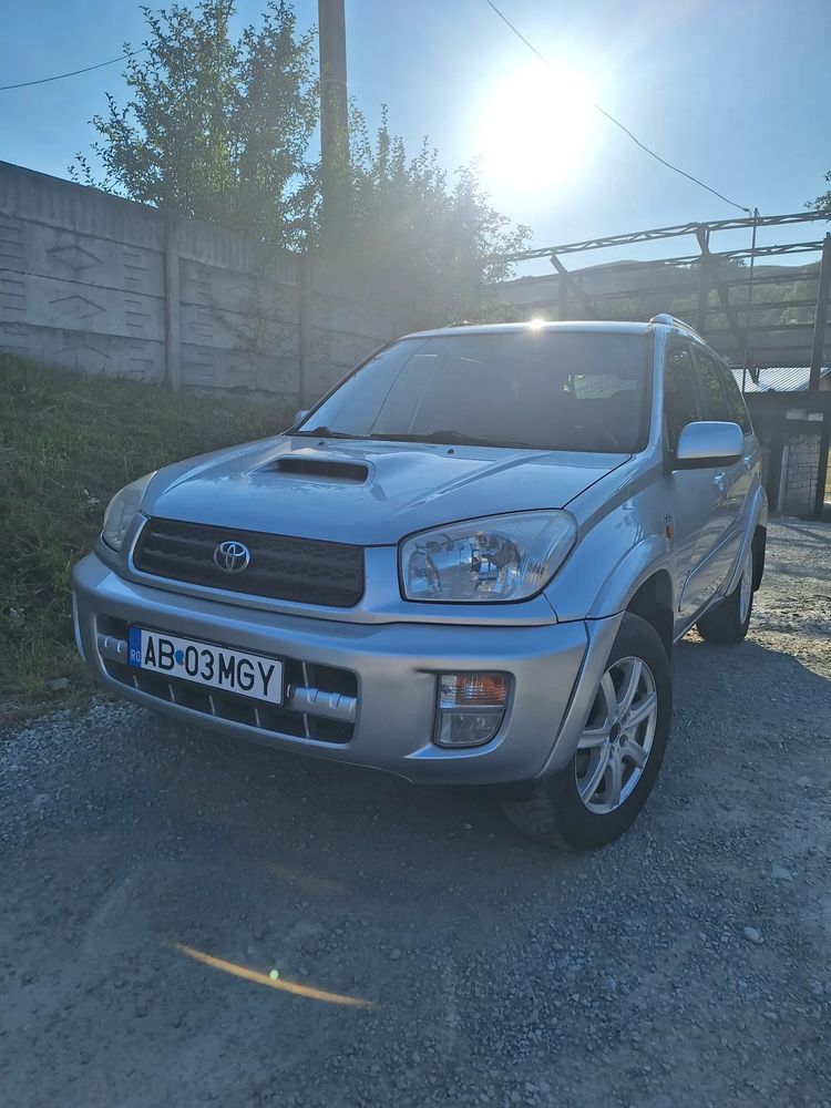 Toyota Rav4 II [2000 - 2006] 2.0 D-4D Confort 2003
