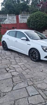 Renault Mégane 1.5 dCi Limited EDC - 12