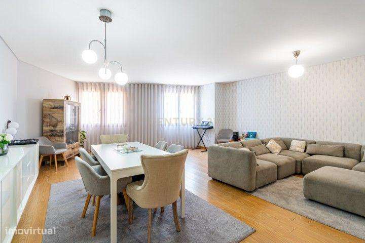 Espaçoso Apartamento T3  com terraço e box no Infantado, Loures - Grande imagem: 2/28