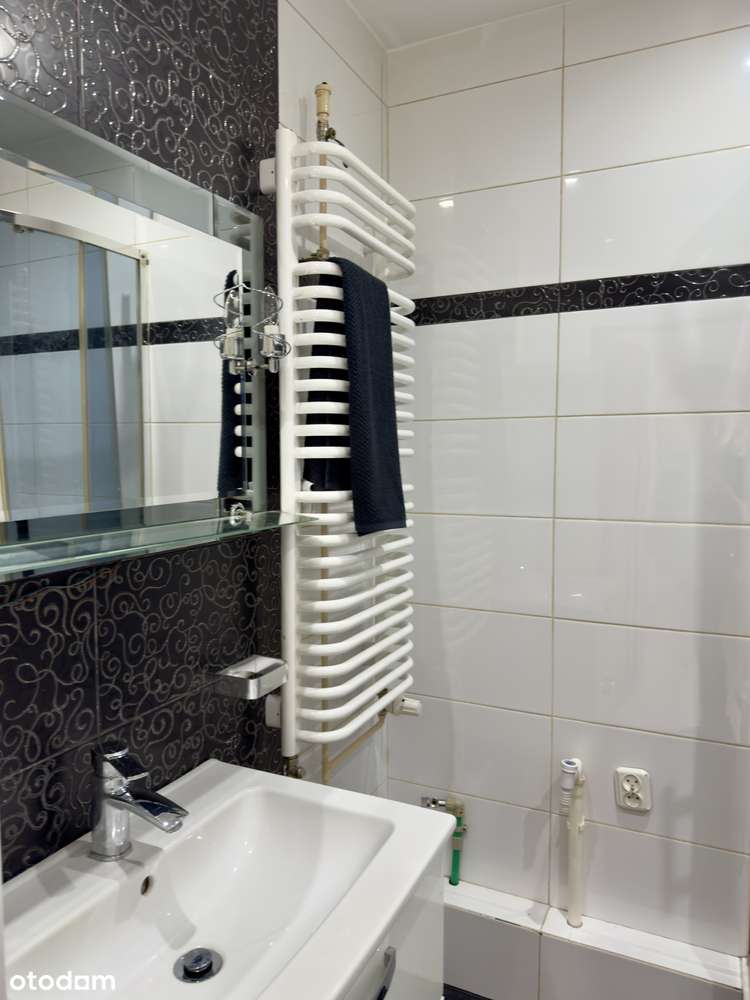 2_pokoje_z_osobną_kuchnią+balkon!Zielona_okolica_parking_pod_blokiem!-8