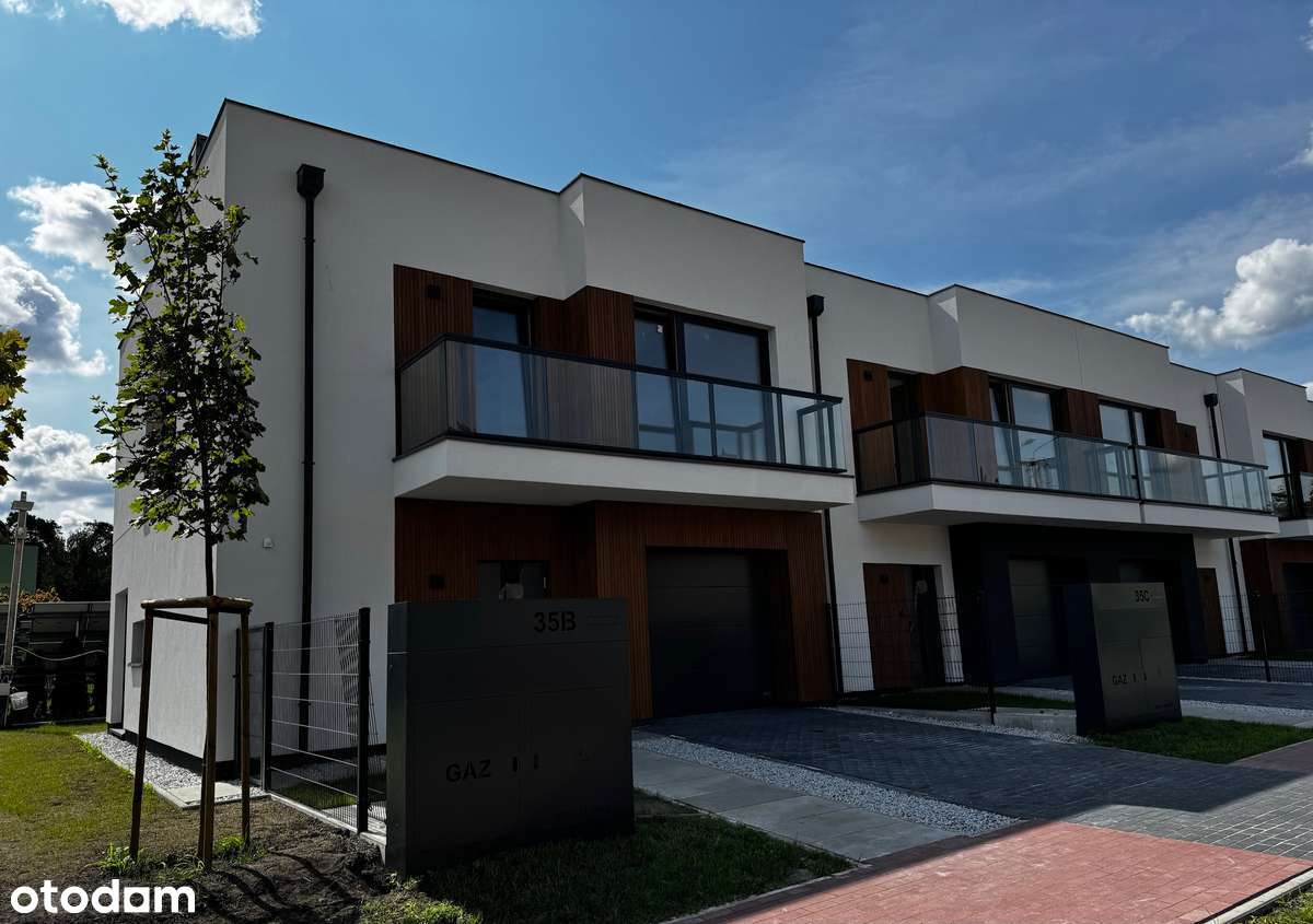 Nowoczesne domy z garażem w zabudowie szeregowej - Pełny obrazek: 1/15