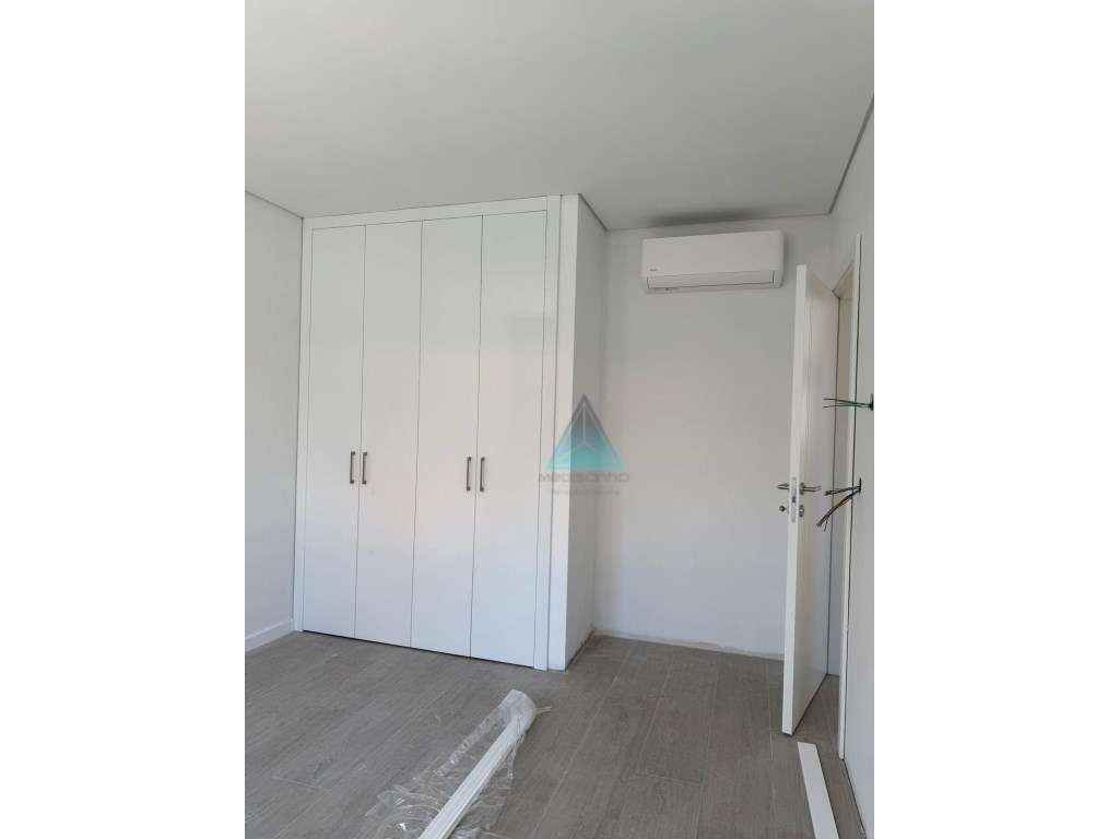 Moradia Térrea Isolada T3+1 com Piscina e Zona de Arrumos-6