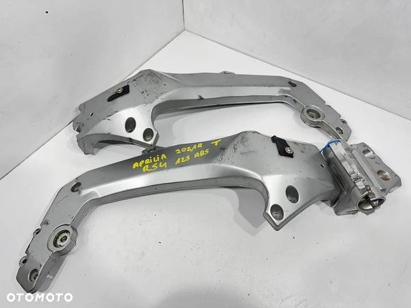 Rama dokumenty Aprilia RS4 125    2021ROK - 1