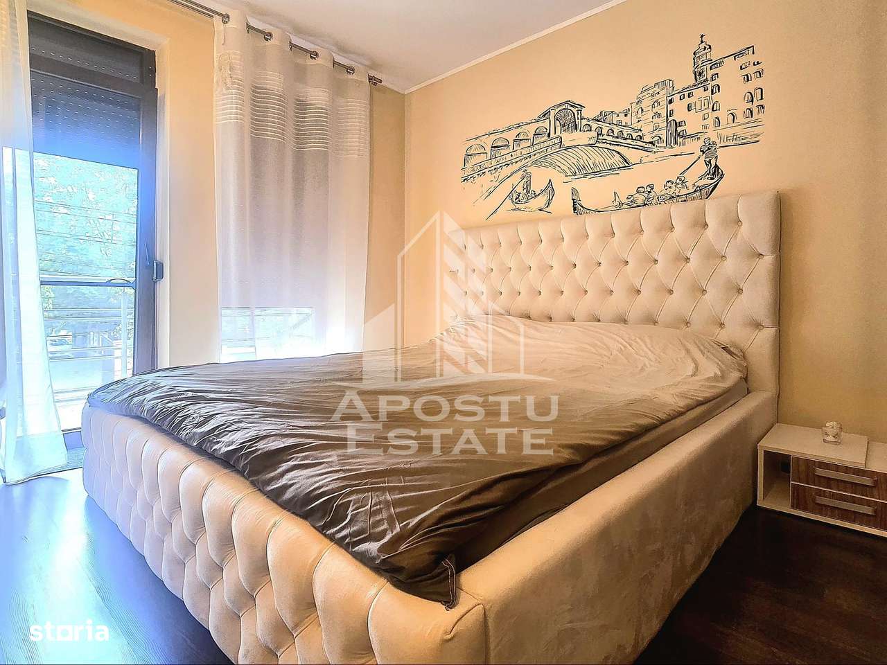 Apartament 3 camere Boul Rosu cu loc de parcare - Imagine principală: 4/10