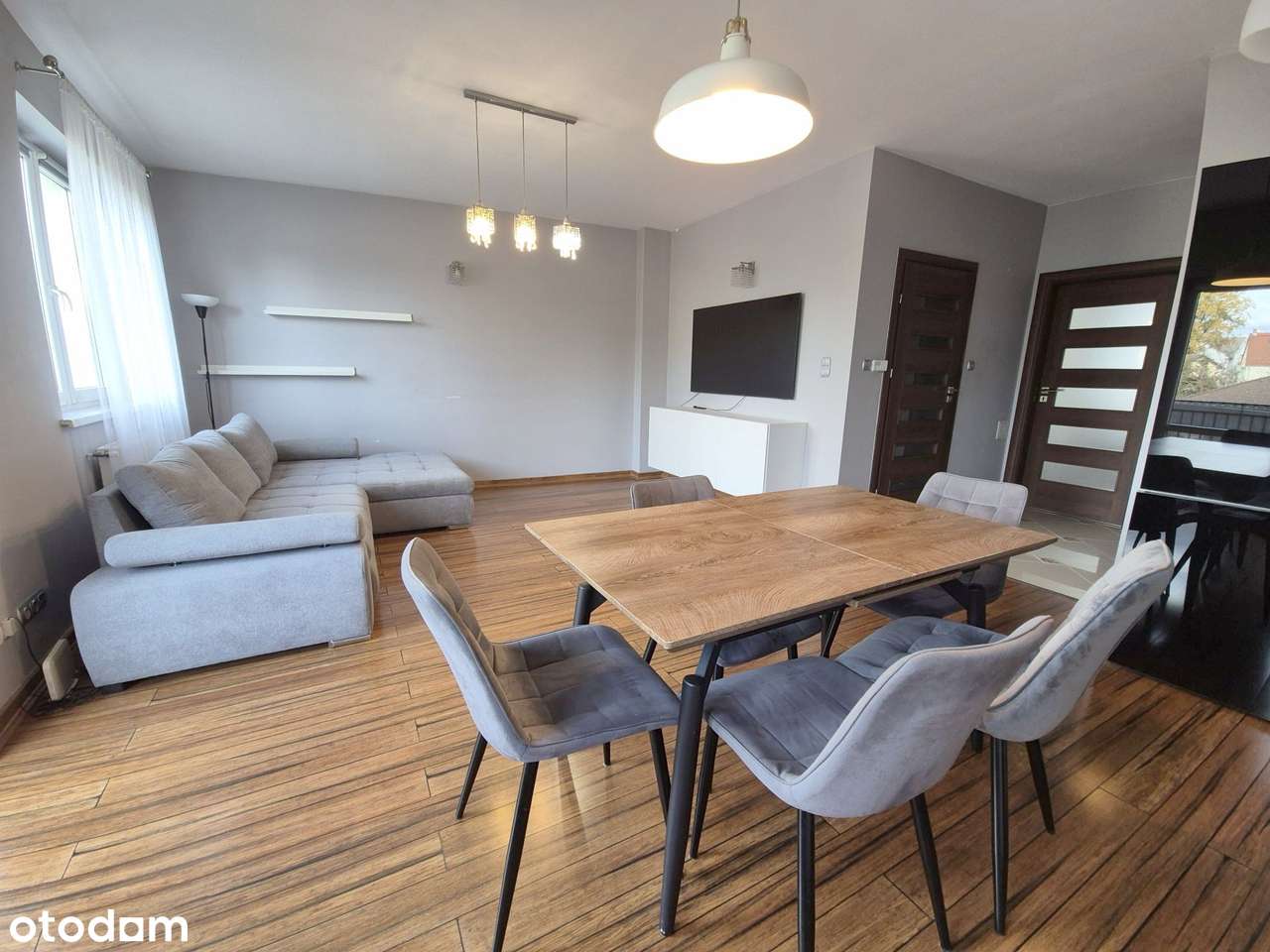 mieszkanie 64 m2 dobra lokalizacja– 3 pokoje, balkon,miejsce postojowe-1