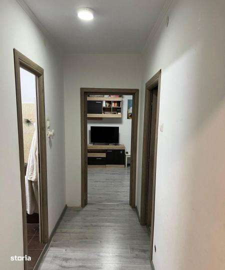 Apartament 2 camere - decomandat - Bulevardul 1 Decembrie-1