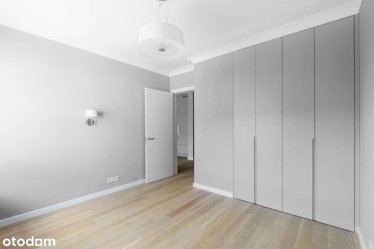 Skierniewicka, 2 pok. z balkonem na ostatnim piętr-6